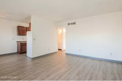 1518 E Hedrick Drive #T, Tucson, AZ 85719 - Photo 4