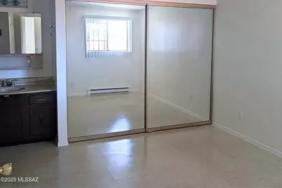 2625 N Alvernon Way #F4, Tucson, AZ 85716 - Photo 6