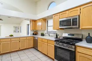 1855 E Ganymede Dr, Oro Valley, AZ 85737 - Photo 12