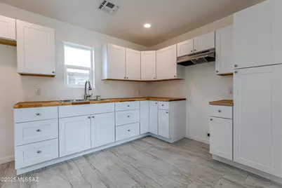 1143 N Santa Rosa Avenue, Tucson, AZ 85712 - Photo 34