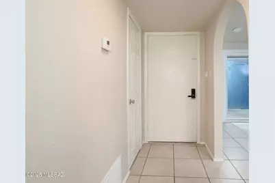 7328 E 20th Street, Tucson, AZ 85710 - Photo 4