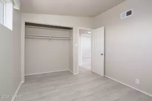 7328 E 20th St, Tucson, AZ 85710 - Photo 14