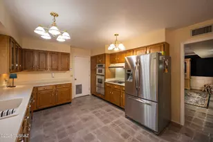 6828 E Calle Luciente, Tucson, AZ 85715 - Photo 6