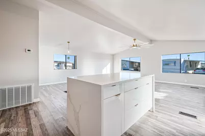 2305 W Ruthrauff Road, Tucson, AZ 85705 - Photo 6