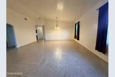 1558 W Cottonwood Canyon Drive, Benson, AZ 85602 - Photo 4