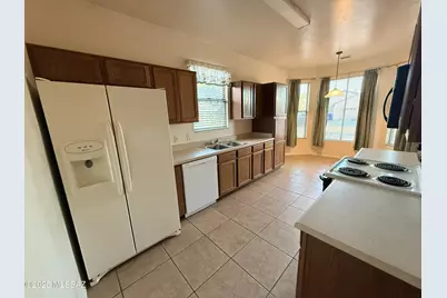 1558 W Cottonwood Canyon Drive, Benson, AZ 85602 - Photo 6