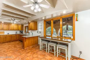 10553 E Speedway Blvd, Tucson, AZ 85748 - Photo 16