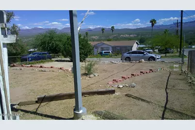 102 N Verdugo Place, Mammoth, AZ 85618 - Photo 2