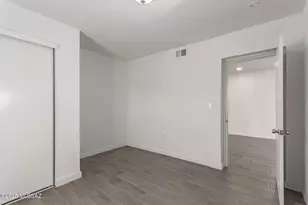 414 E Michigan Dr, Tucson, AZ 85714 - Photo 16