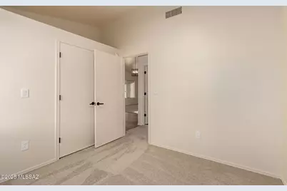 7739 S Lions Spring Way, Tucson, AZ 85747 - Photo 16