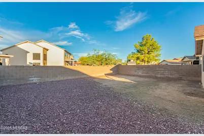 7739 S Lions Spring Way, Tucson, AZ 85747 - Photo 22
