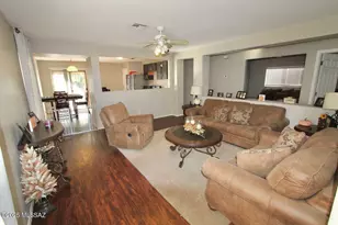 6262 S Sarah Elizabeth Dr, Tucson, AZ 85746 - Photo 4