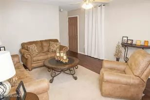 6262 S Sarah Elizabeth Dr, Tucson, AZ 85746 - Photo 6