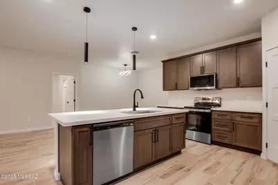 3272 W Athenee Court, Tucson, AZ 85746 - Photo 14