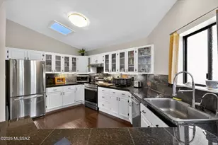 4220 N Summer Set Dr, Tucson, AZ 85750 - Photo 10