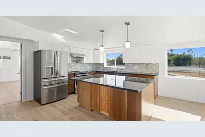 950 W Ina Road, Tucson, AZ 85704 - Photo 2