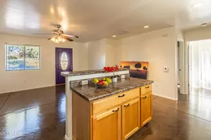 4148 E Desert Pl, Tucson, AZ 85712 - Photo 6