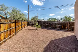 4148 E Desert Pl, Tucson, AZ 85712 - Photo 22