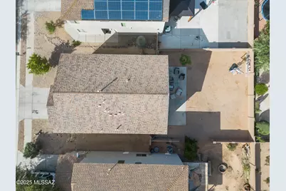 8232 W Zlacket Drive, Tucson, AZ 85757 - Photo 8