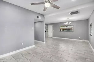 1631 W Buckeye Ln, Tucson, AZ 85705 - Photo 4