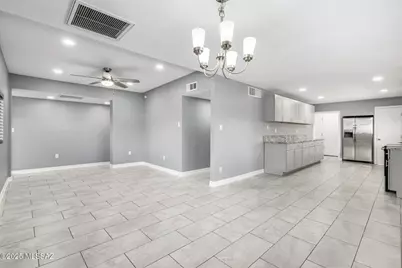 1631 W Buckeye Lane, Tucson, AZ 85705 - Photo 2