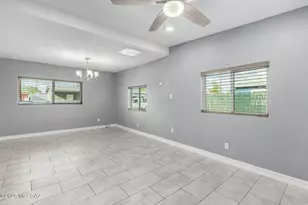 1631 W Buckeye Ln, Tucson, AZ 85705 - Photo 8