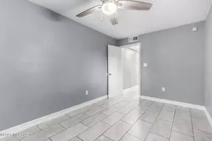 1631 W Buckeye Ln, Tucson, AZ 85705 - Photo 22