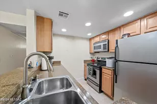 101 S Players Club Dr, Tucson, AZ 85745 - Photo 10