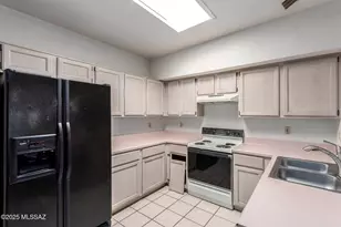 7252 E Caminito Feliz, Tucson, AZ 85710 - Photo 8