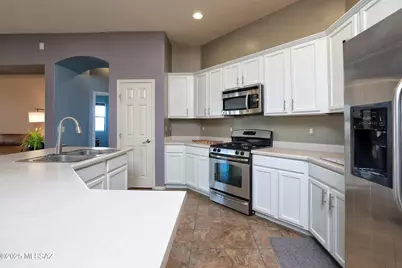 12554 N Gentle Rain Drive, Marana, AZ 85658 - Photo 10