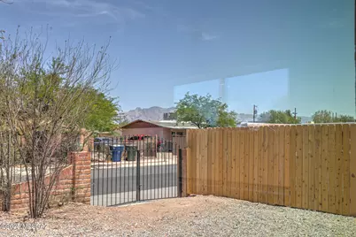 1113 W Huron Street, Tucson, AZ 85745 - Photo 30