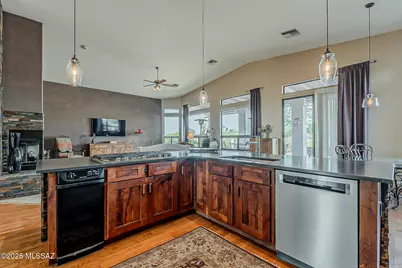 8445 N Nob Hill Drive, Tucson, AZ 85742 - Photo 24