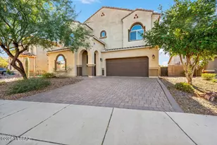 9769 N Hebden Way, Marana, AZ 85653 - Photo 2