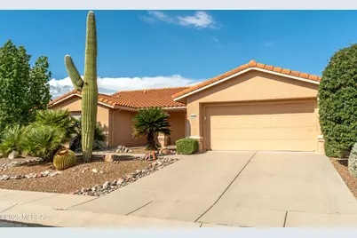1329 E Royal Ridge Drive, Oro Valley, AZ 85755 - Photo 2