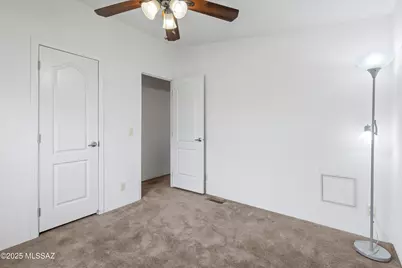 12055 N Musket Road, Marana, AZ 85653 - Photo 10