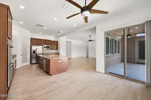 733 W Champions Run Way, Oro Valley, AZ 85755 - Photo 14