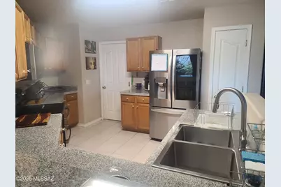 1925 S McConnell Drive, Tucson, AZ 85710 - Photo 14