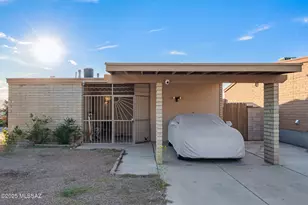 7003 N Starview Dr, Tucson, AZ 85741 - Photo 2