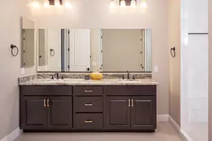 13711 N Hidden Springs Dr, Oro Valley, AZ 85755 - Photo 18