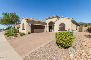 9716 N Saguaro Breeze Way, Marana, AZ 85653 - Photo 2