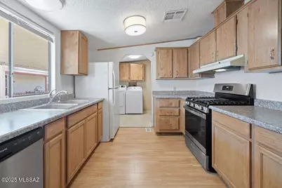 6137 S Barrister Road, Tucson, AZ 85746 - Photo 10