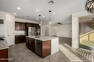 2944 S Smokin Pistol Way, Tucson, AZ 85713 - Photo 10