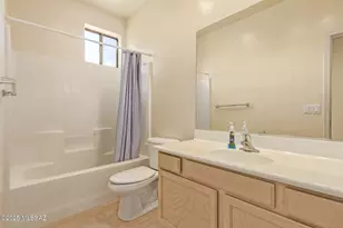 496 W Knotwood St, Green Valley, AZ 85614 - Photo 32