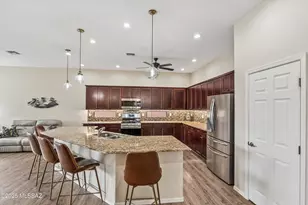 12698 N Gentle Rain Dr, Marana, AZ 85658 - Photo 10