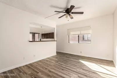 1534 S Columbus Boulevard #8, Tucson, AZ 85711 - Photo 1
