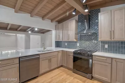 3910 E Calle De Jardin, Tucson, AZ 85711 - Photo 18