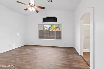 8806 E Mountain Spring Drive, Tucson, AZ 85747 - Photo 16