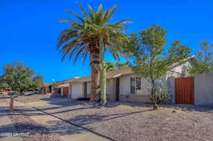 8300 N Bayou Dr, Tucson, AZ 85741 - Photo 2