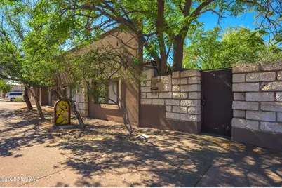 2010 S 4th Avenue, Tucson, AZ 85713 - Photo 1