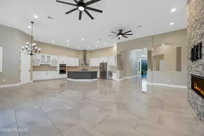 10355 N La Cholla Boulevard, Oro Valley, AZ 85742 - Photo 8